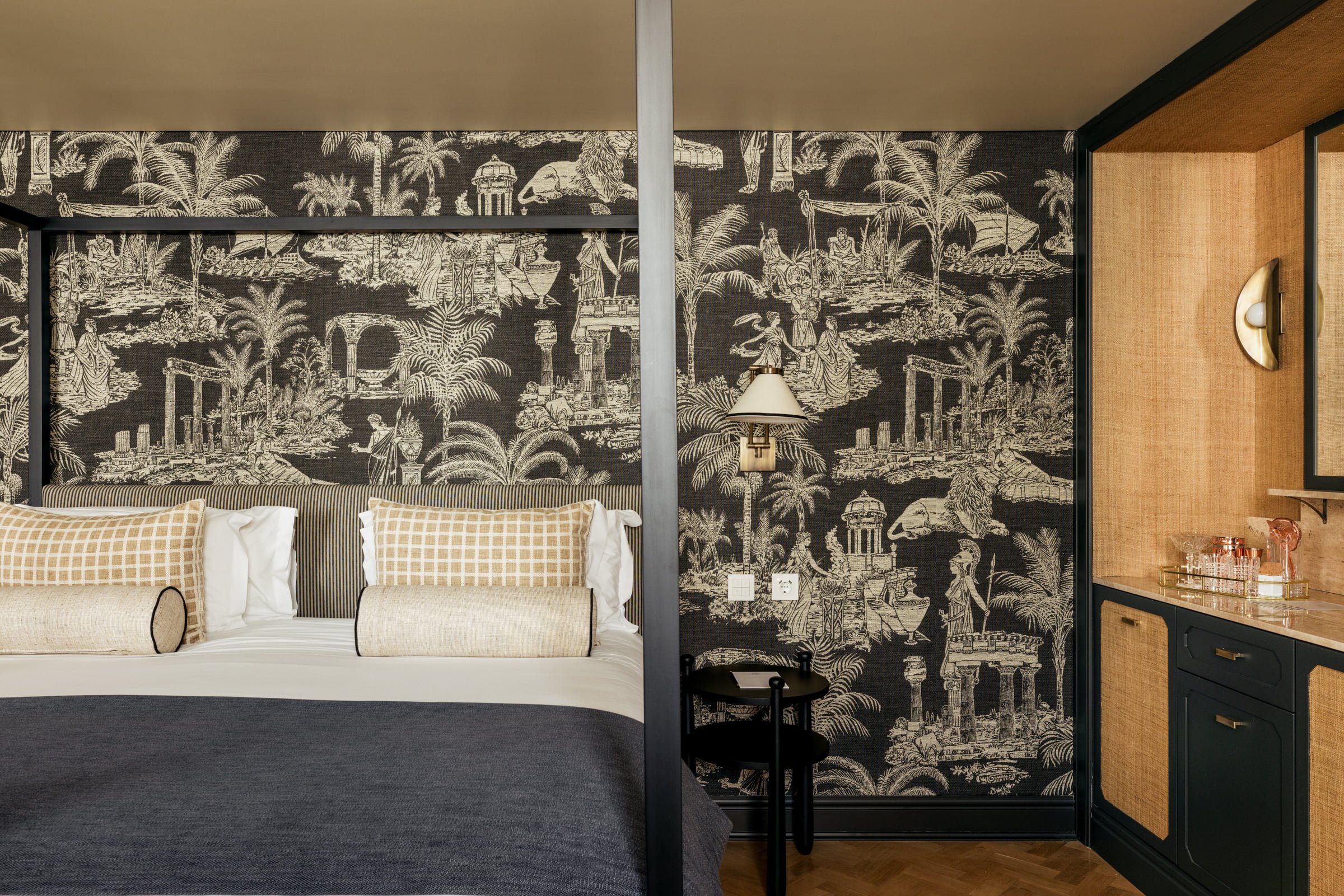 Creative agency Bedroom YouMakeMe Hotel Infante Sagres Porto