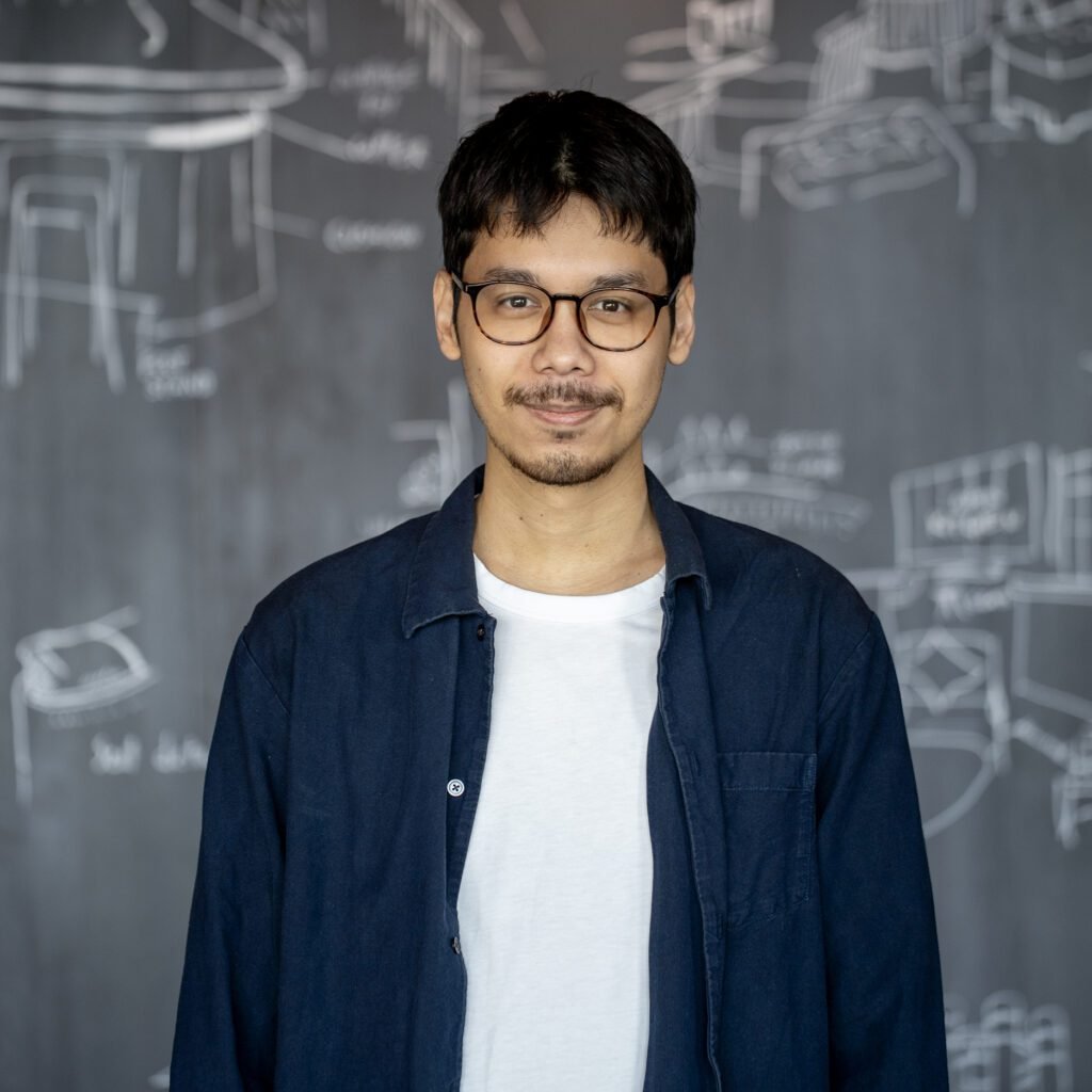 YouMakeMe Branding agency Team About us