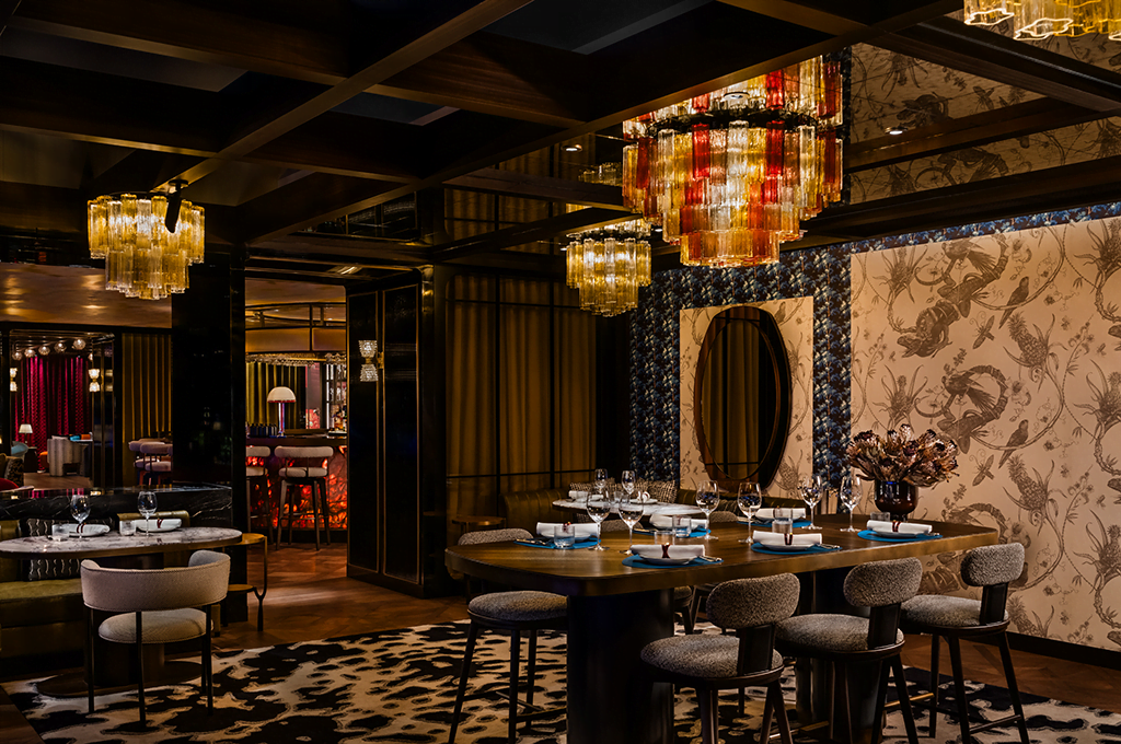 Qura bar at Regent Hong Kong