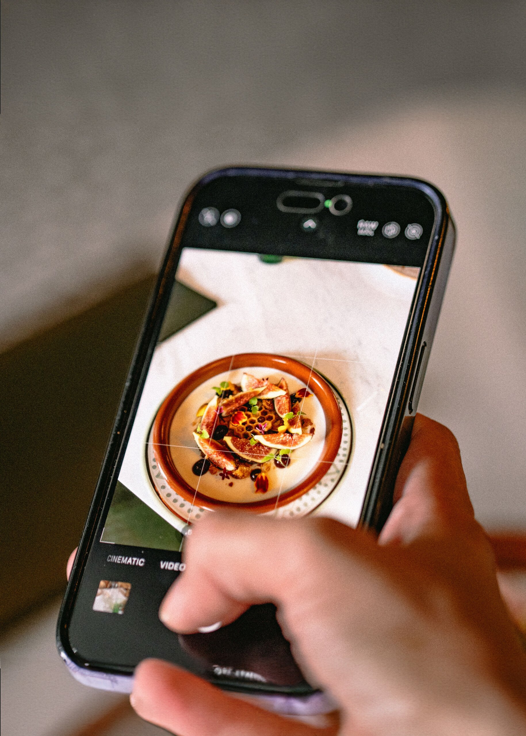 Naema | YouMakeMe agency branding food