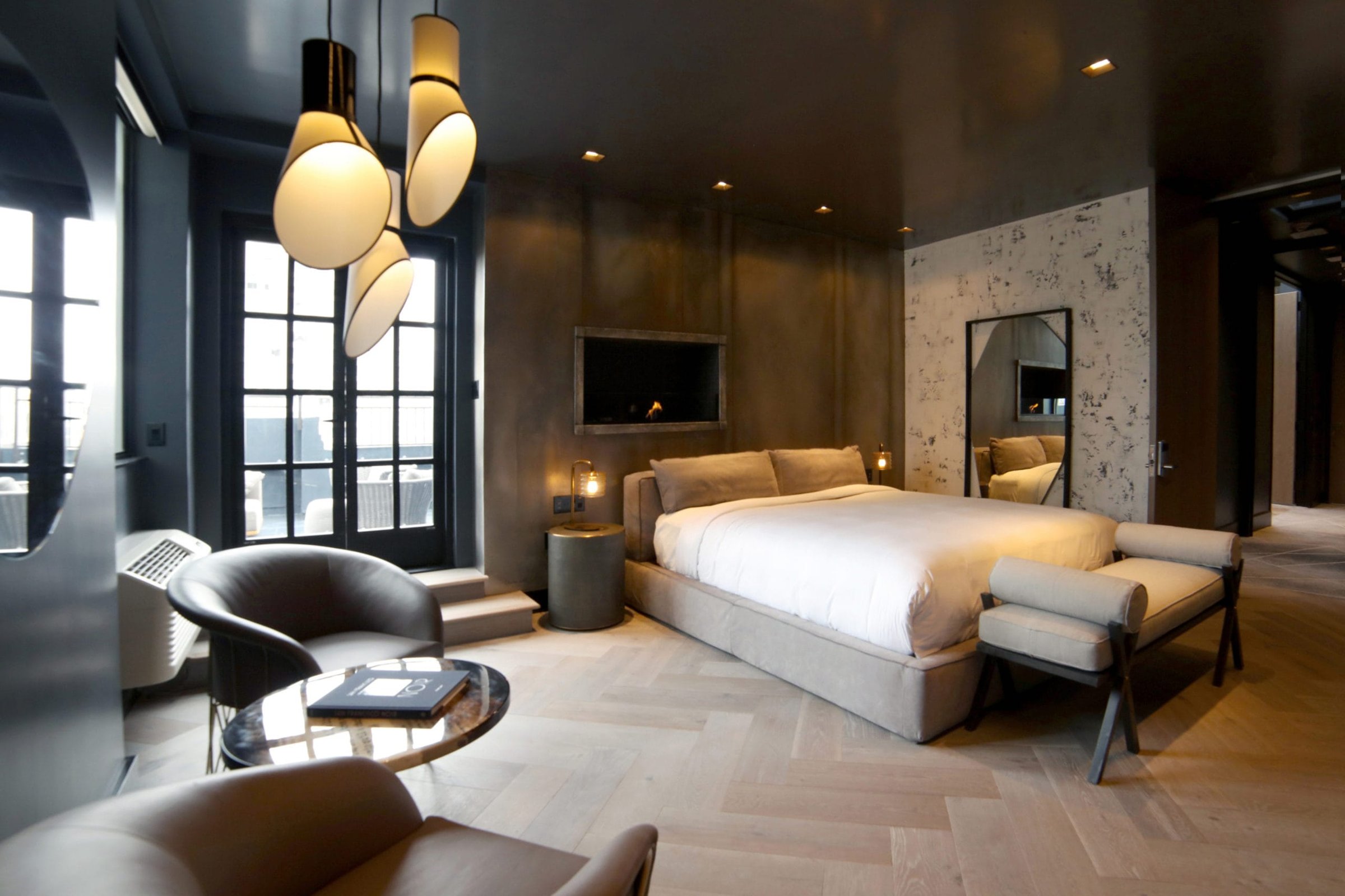 Hotels G