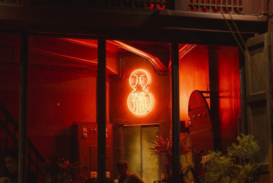 Ba Hao Bangkok restaurant entrance neon