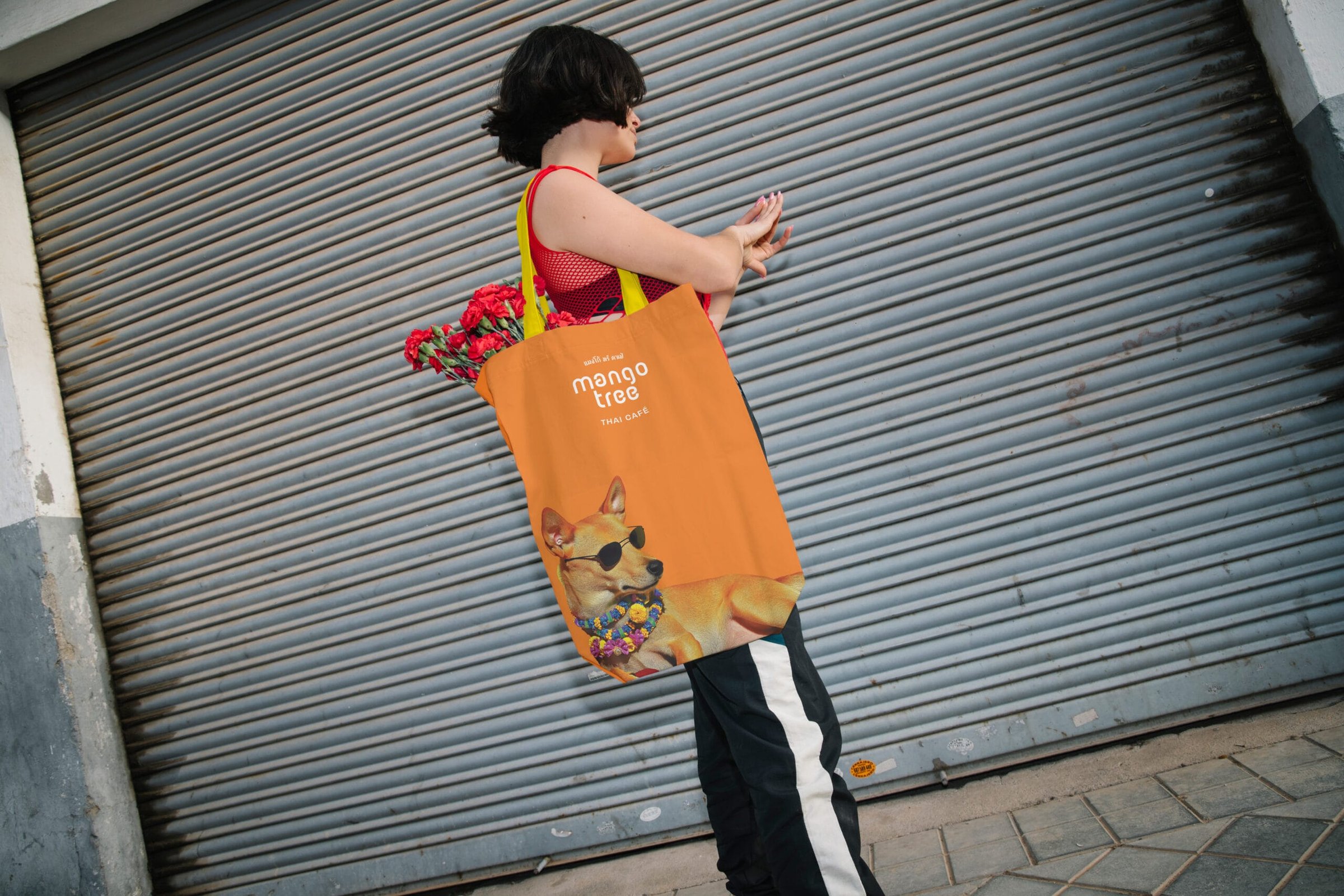 mango tree thai cafe tote bag
